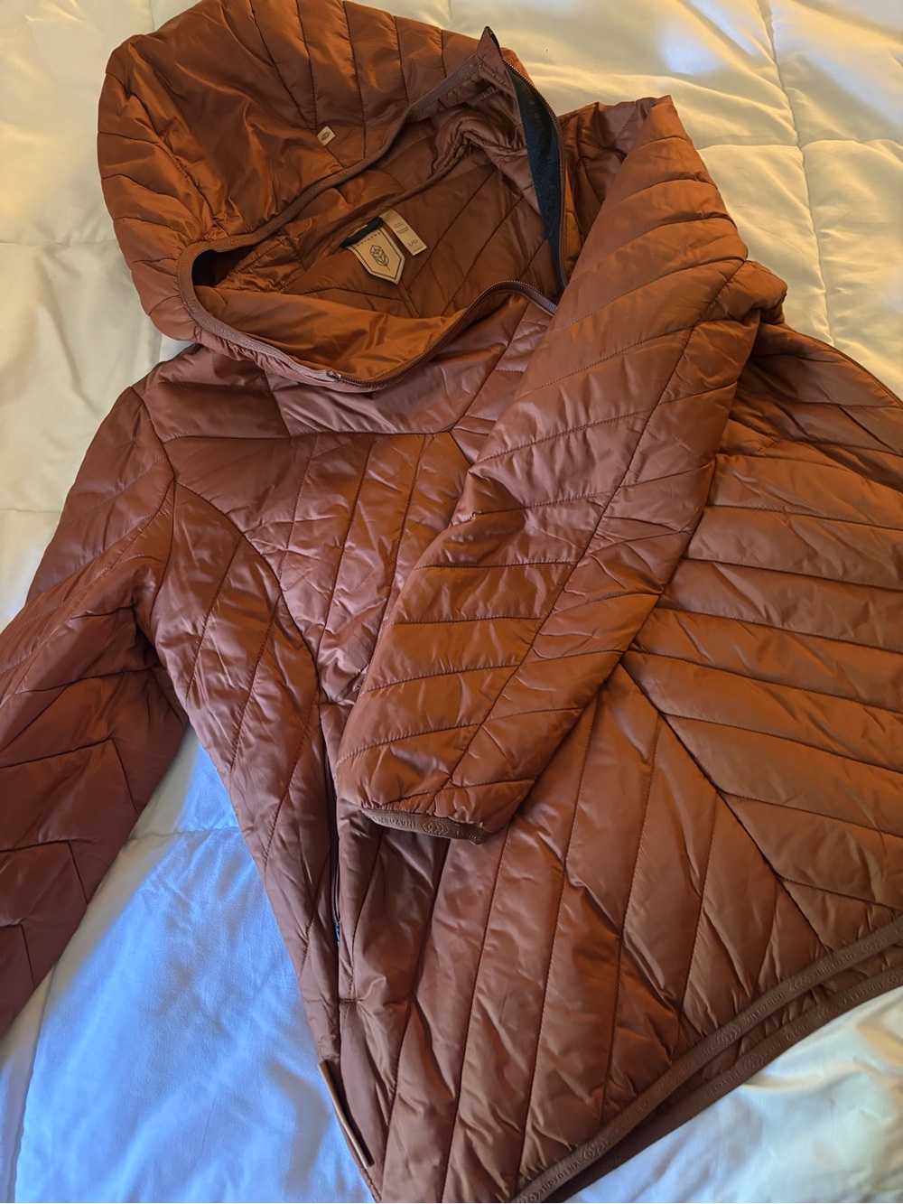 Indygena Women's Quilted Hooded Puffer Jacket in Rust